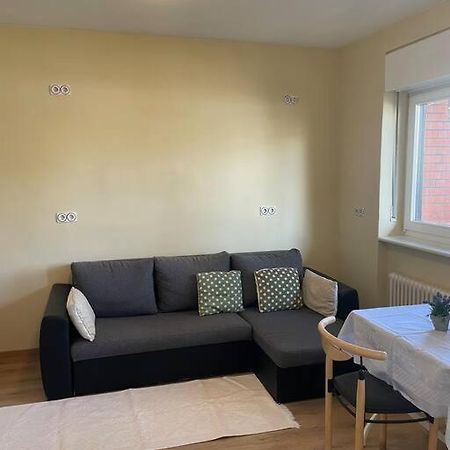 Einzimmerwohnung + Dusche Und Wc Berlin Kültér fotó